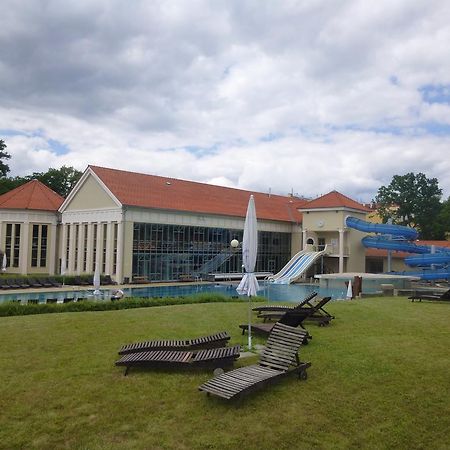 Hotel Zatisi Františkovy Lázně מראה חיצוני תמונה