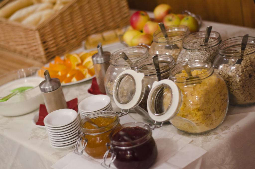 Hotel Zatisi Františkovy Lázně מראה חיצוני תמונה