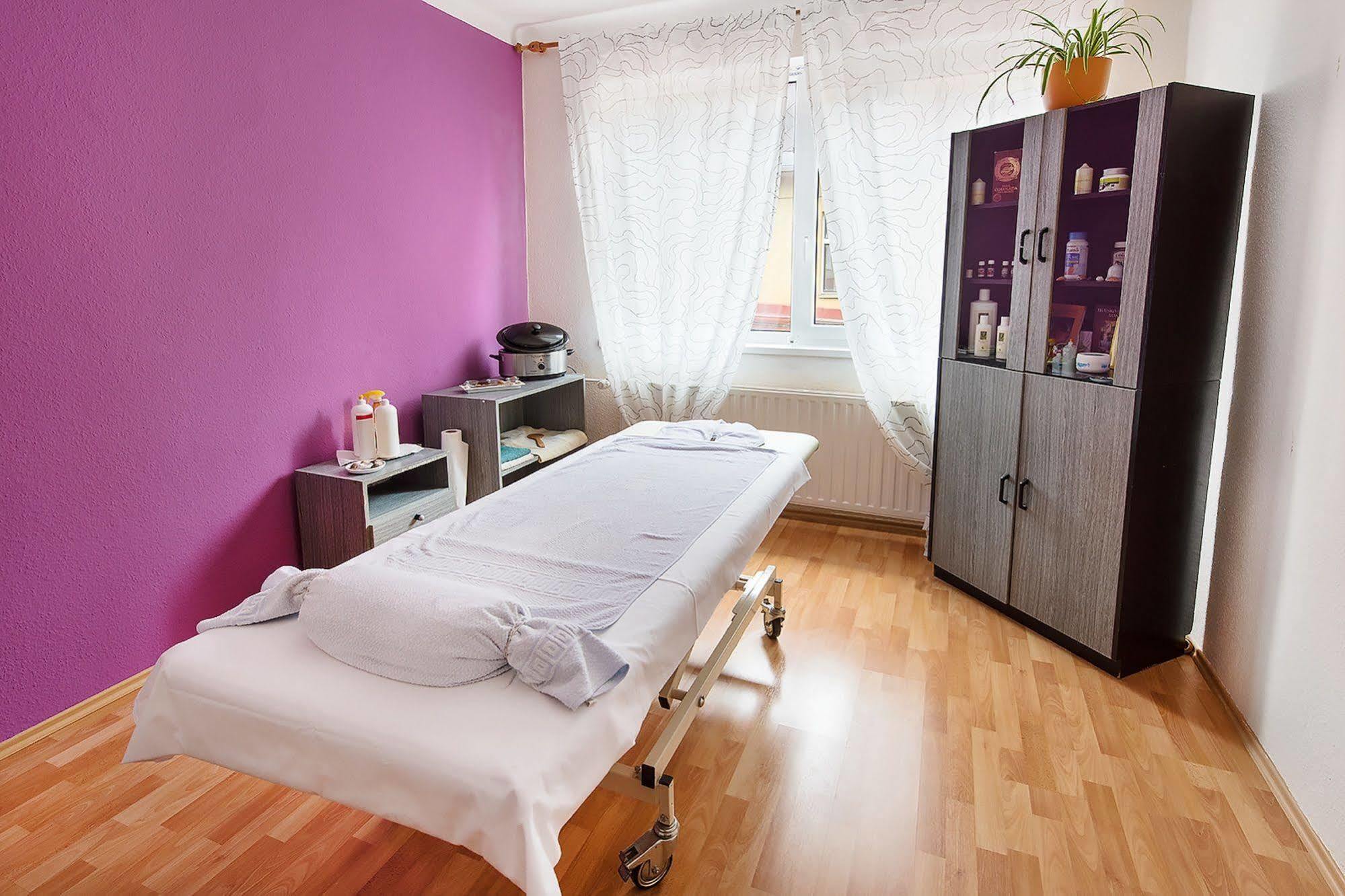 Hotel Zatisi Františkovy Lázně מראה חיצוני תמונה