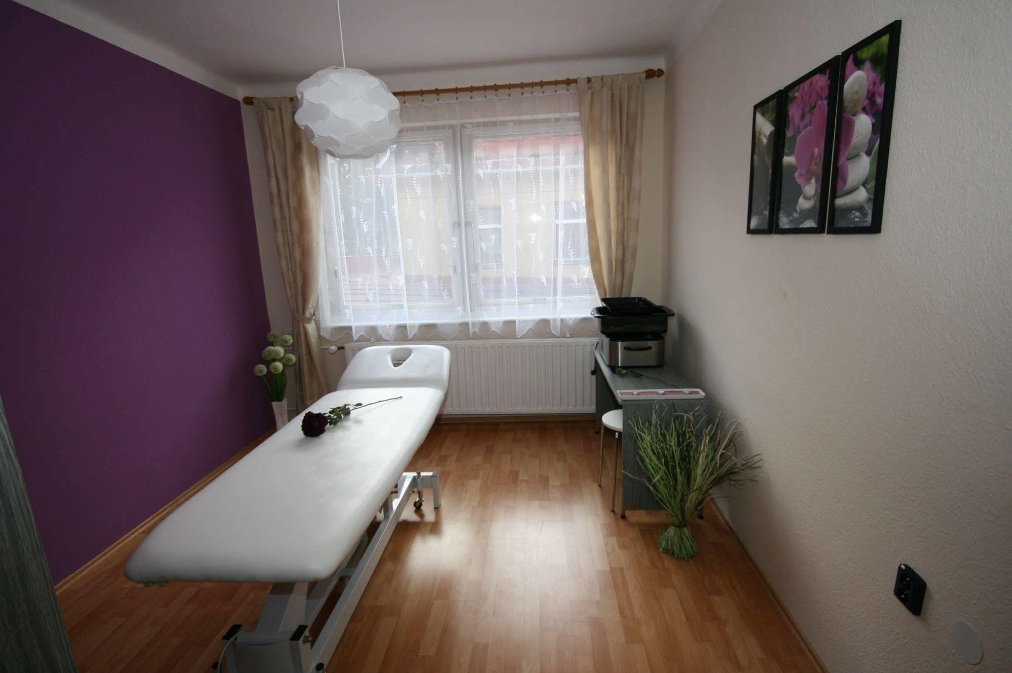 Hotel Zatisi Františkovy Lázně מראה חיצוני תמונה